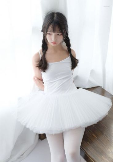 暑假结束后的她