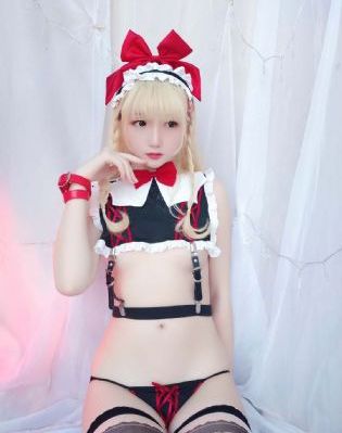 中出美女
