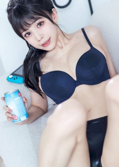 黑色乒乓
