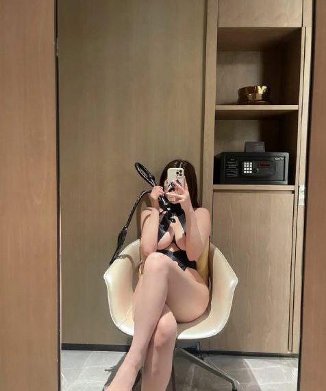 丈夫不在的午后