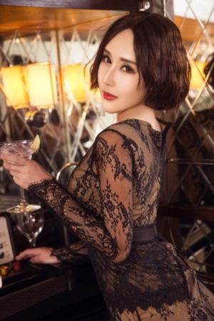 巨蛇闯女校完整版免费观看