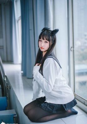 女大学生的沙龙室观看
