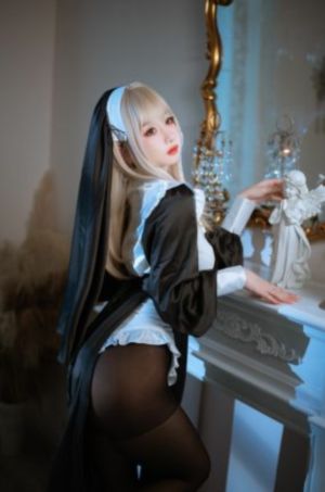 正在播放001女体研究拷问所