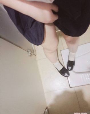 美女任你操