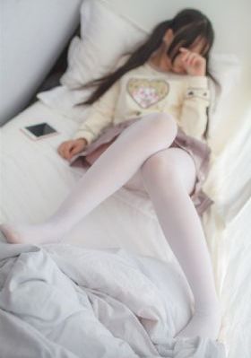 年轻丰满的继母3在线播放